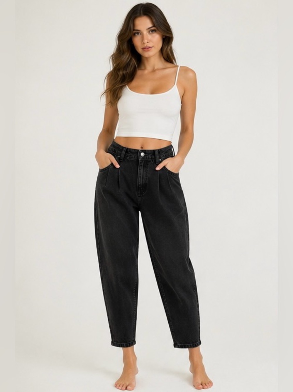 Zara Black Ankle Cropped Jeans with Relaxed Fit and Wide-Leg Design